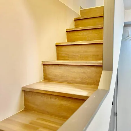 Διαμέρισμα Raday Street Heven *