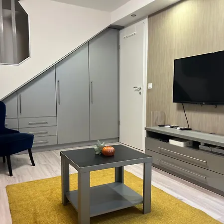 Διαμέρισμα Raday Street Heven